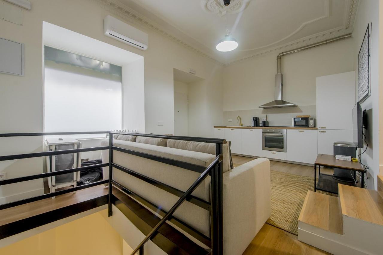Modern Apt & Cool Interior Design En El Retiro Apartamento Madrid Exterior foto