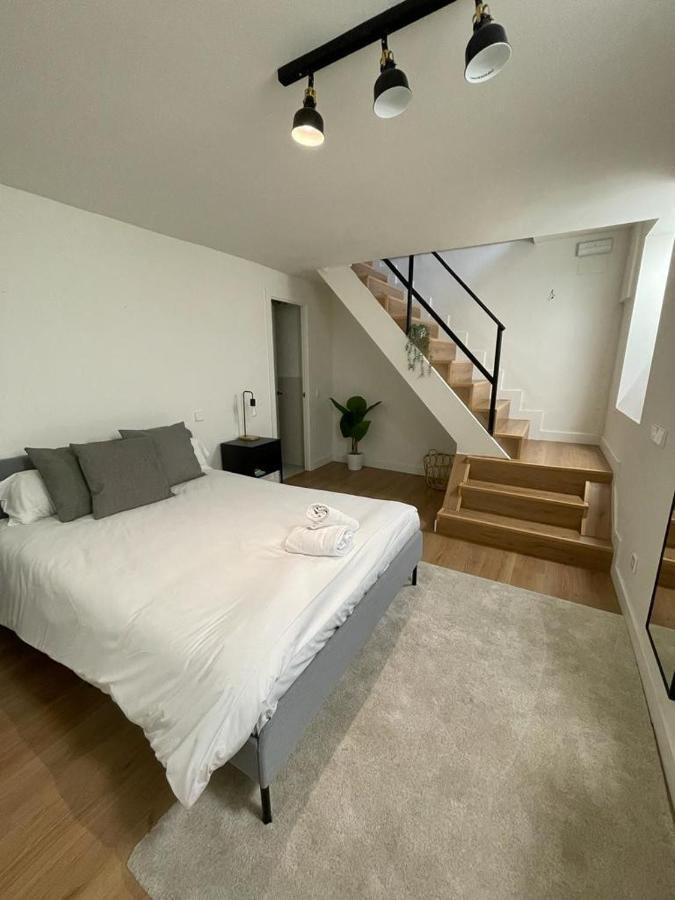 Modern Apt & Cool Interior Design En El Retiro Apartamento Madrid Exterior foto